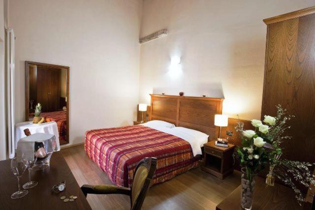 Arena Inn B&B Верона Стая снимка