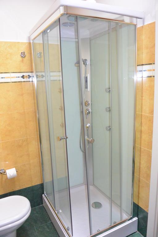 Arena Inn B&B Верона Екстериор снимка